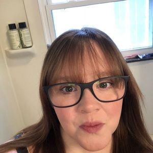 Meet your Posher, Nikki